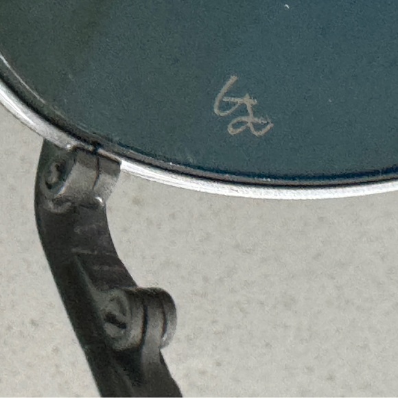 Ray-Ban 90s Style Metallic Silver Sunglasses with Dark Green Lenses - Picture 10 of 12